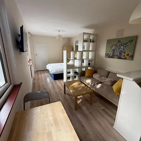 Small, Perfectly Formed Apartment *