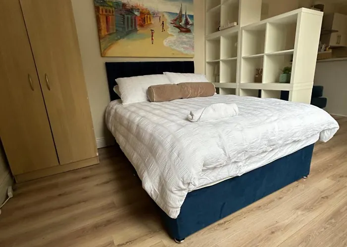 Small, Perfectly Formed * Dublin